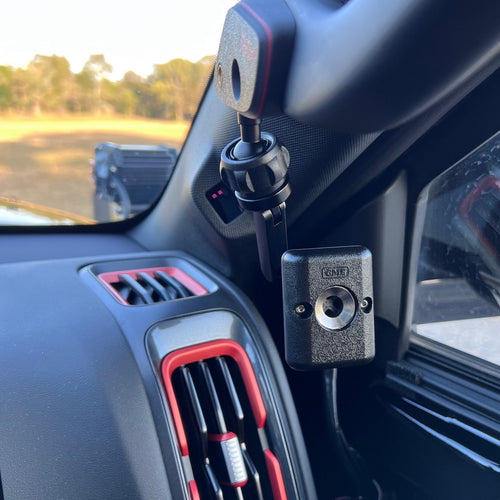 GME microphone mount on an adjustable arm connected to the A pillar via a 17mm ball.